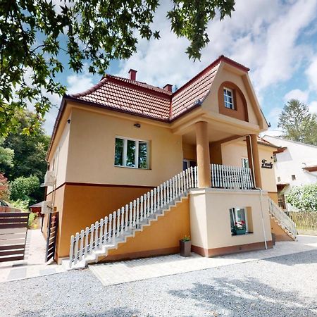 Family Apartman Miskolc Buitenkant foto