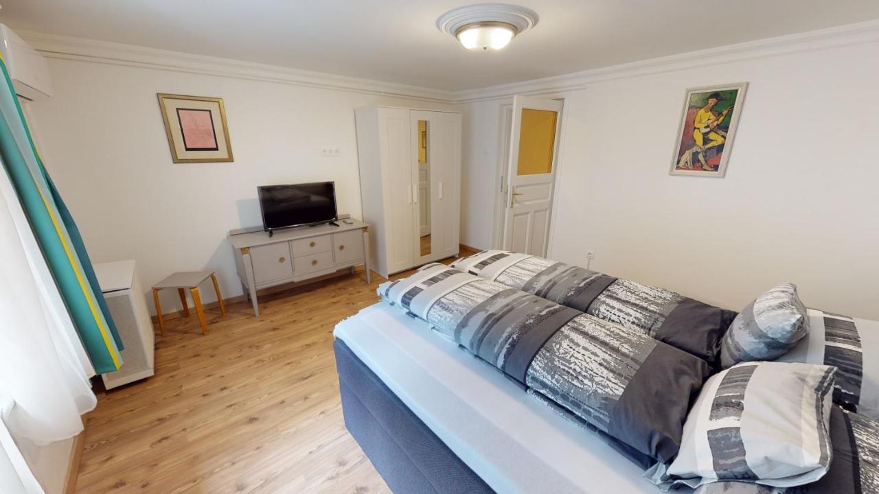 Family Apartman Miskolc Buitenkant foto