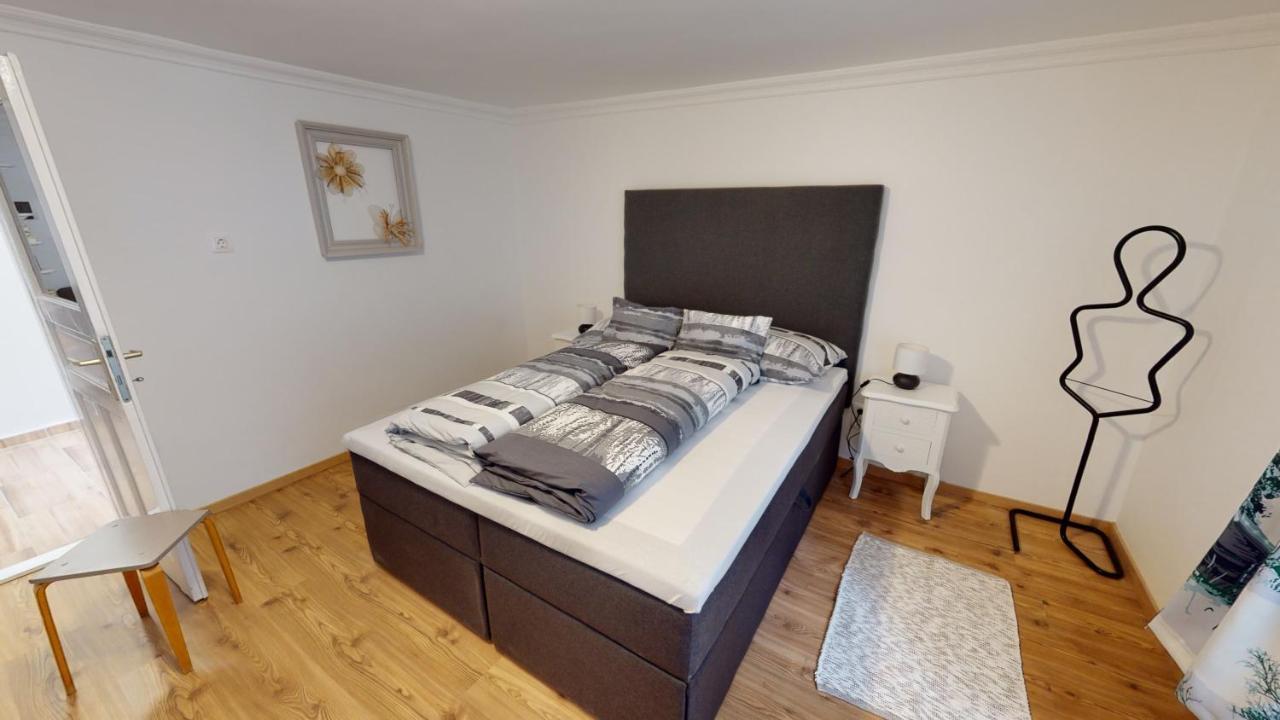 Family Apartman Miskolc Buitenkant foto